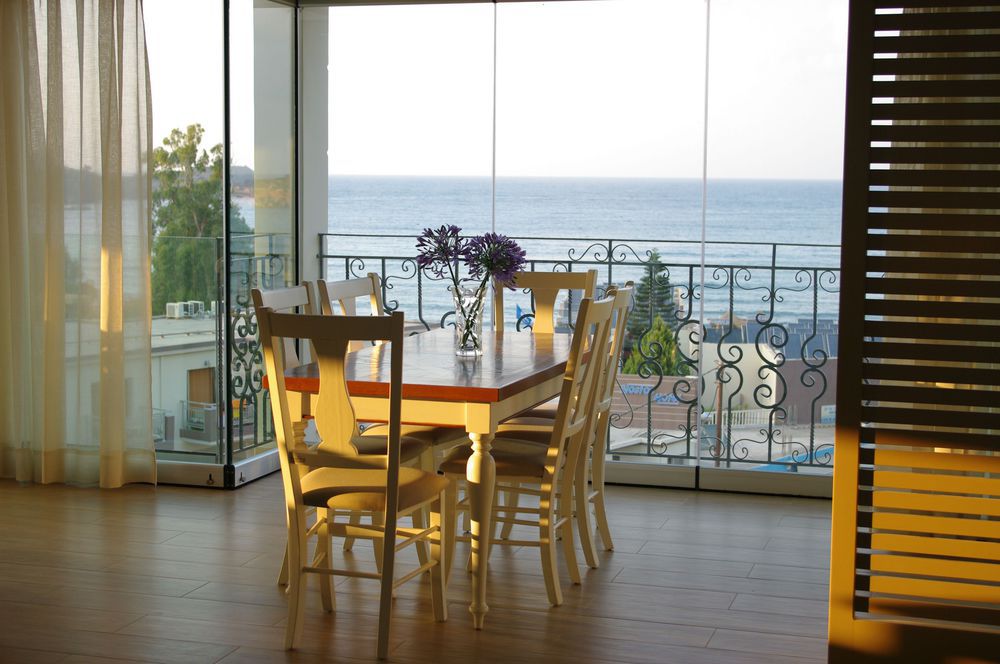 Manos Palace Bali  ร้านอาหาร รูปภาพ